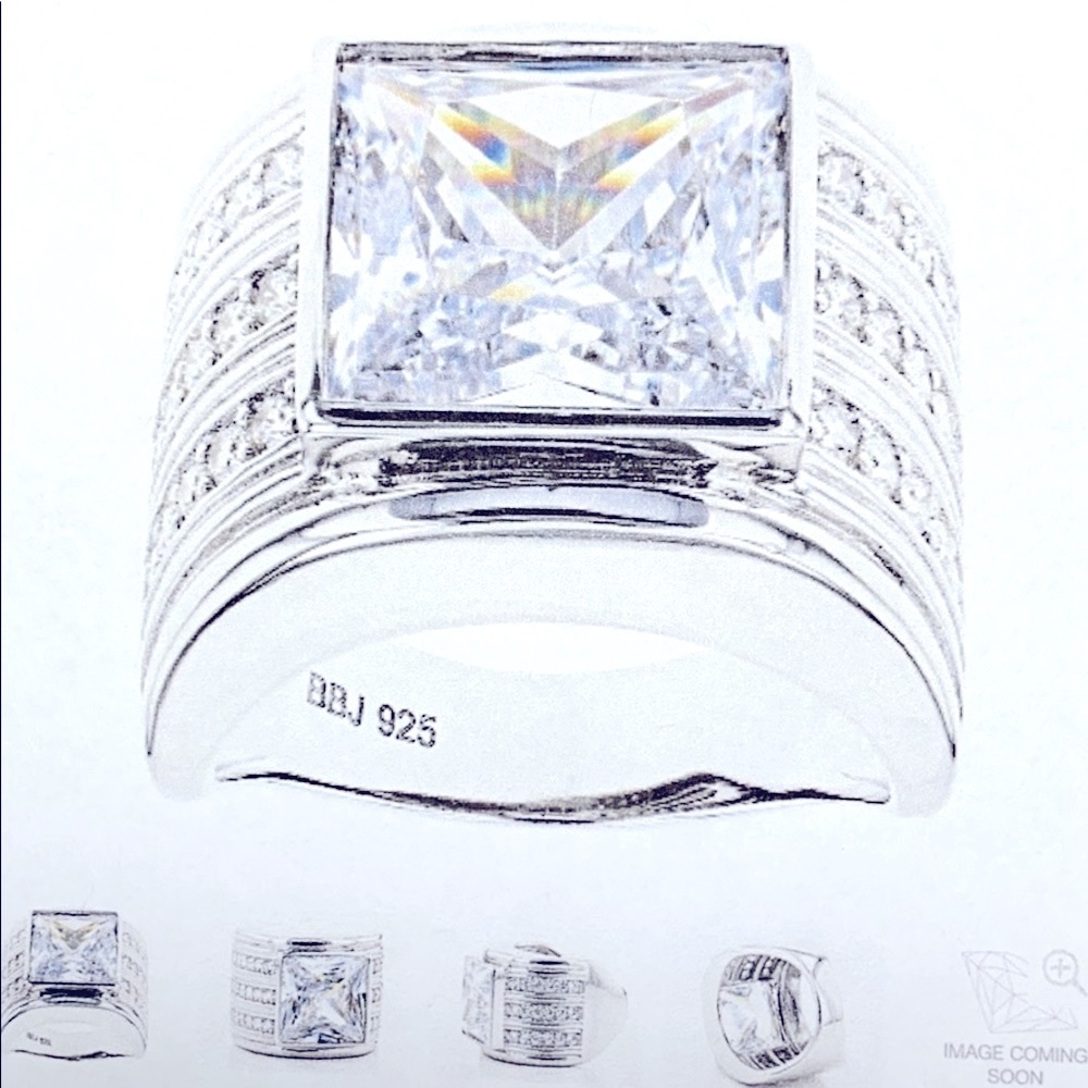 Bella Luce White Diamond Simulant Ring - Picture 9 of 14